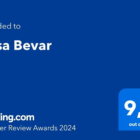 アパート Casa Bevar